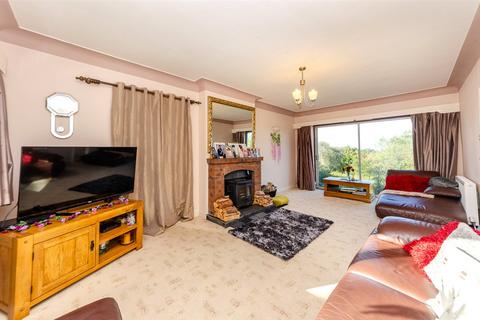 3 bedroom bungalow for sale, Pen Y Bryn Road, Colwyn Bay, Conwy, LL29