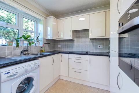 undefined, Willow Grange (Rochester), Hoo ME3