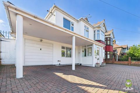 5 bedroom semi-detached house for sale, Fantastic Family Home - Extensive & Elaborate