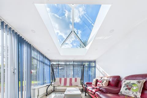 5 bedroom semi-detached house for sale, Fantastic Family Home - Extensive & Elaborate