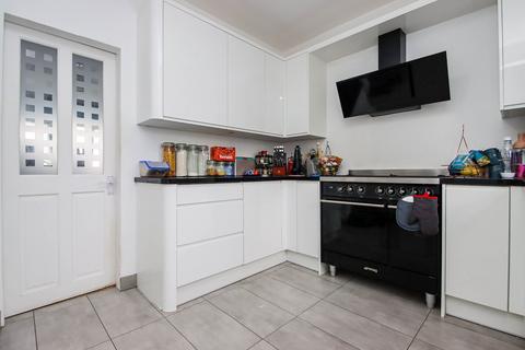 undefined, Glastonbury Road, Stretford, Manchester, M32