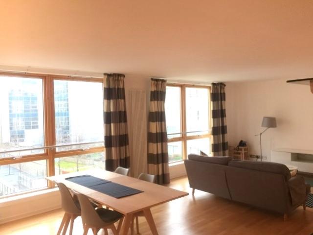 Gardners Crescent - Dining Area