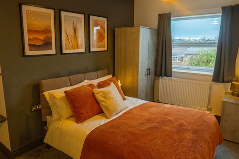 undefined, HMO Room 4, Bainbridge Road
