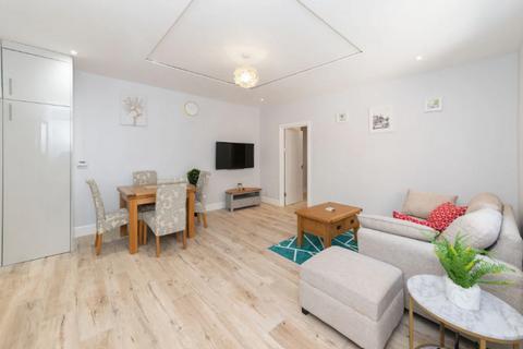 2 bedroom flat to rent, St Marys Butts, Reading, RG1