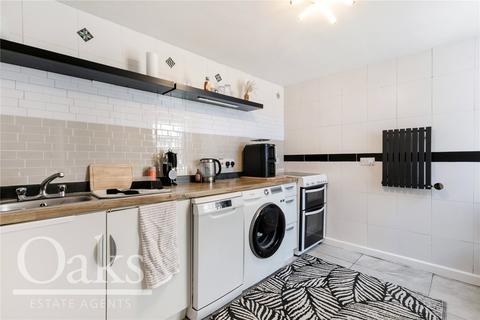 undefined, Bond Road, Mitcham