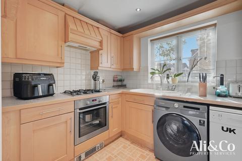 2 bedroom apartment for sale, San Marcos Drive, Chafford Hundred, Grays