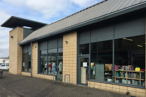 Shop to rent - King Street, Stenhousemuir FK5