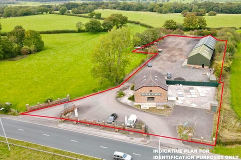Showroom to rent - Preston New Road Samlesbury PR5 0UL
