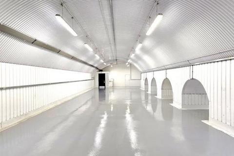 Distribution warehouse to rent, Tent St London E1 5DZ