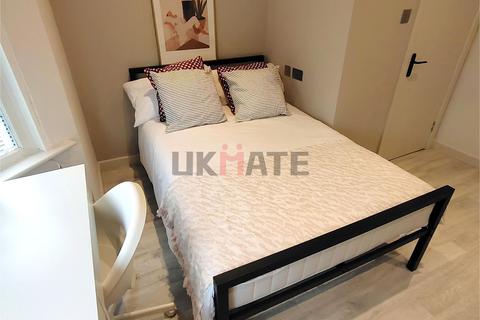 undefined, Villiers Road, Kingston upon Thames KT1