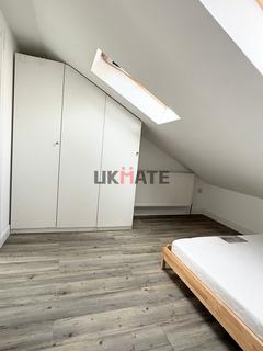 undefined, Station Road, Kingston upon Thames KT2