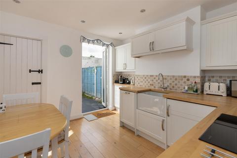 undefined, West Cliff, Whitstable