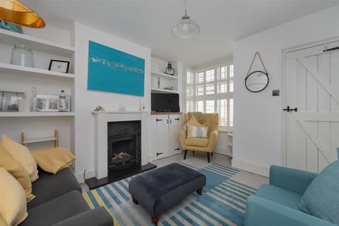 2 bedroom terraced house for sale, West Cliff, Whitstable
