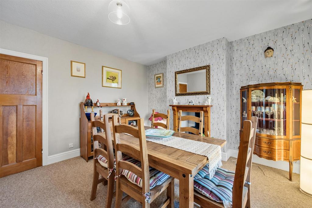 Dining Room .jpg