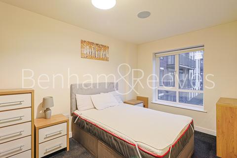 undefined, East Drive, Colindale NW9