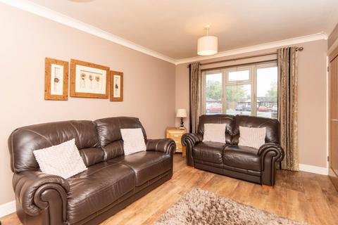 2 bedroom bungalow for sale, Cheedale Close, Chesterfield S40