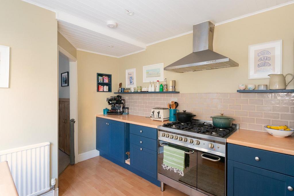 0 G6 PABN - Kitchen B.jpg