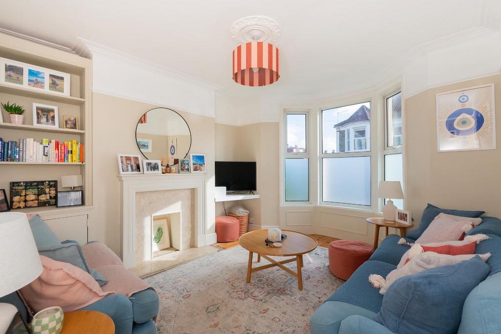 0 G6 PABN - Living Room C.jpg