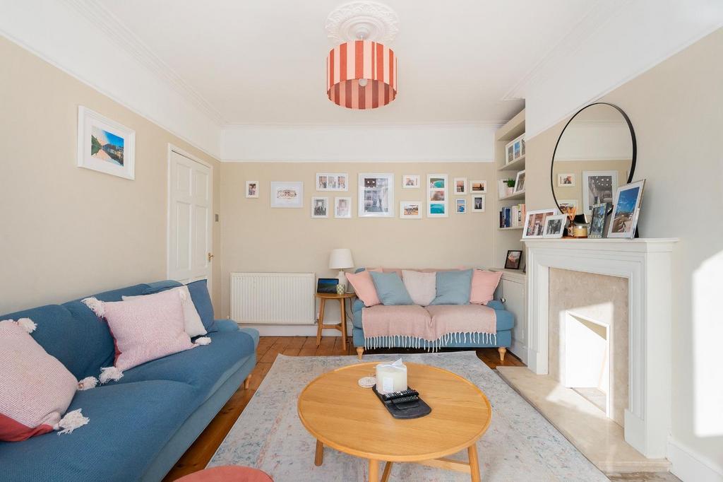 0 G6 PABN - Living Room B.jpg