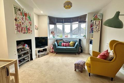 24 Barons Way, Northampton, NN2 8HP