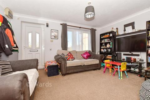 3 bedroom end of terrace house for sale, Mayfield Avenue, Dover, Kent