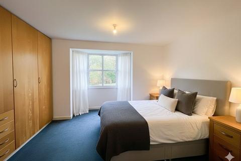 1 bedroom apartment for sale, Halley Gardens, London SE13