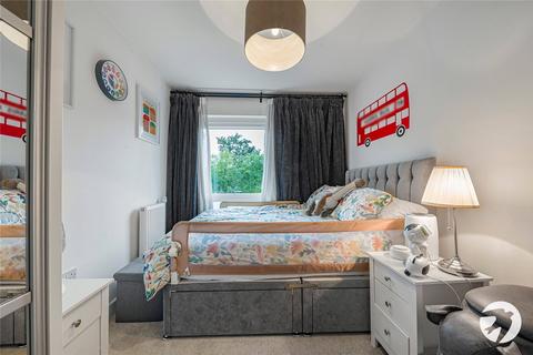 3 bedroom flat for sale, Adenmore Road, Catford, London, SE6