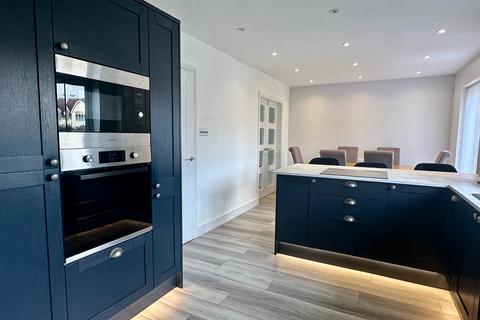undefined, Wembury, Tamworth, B77