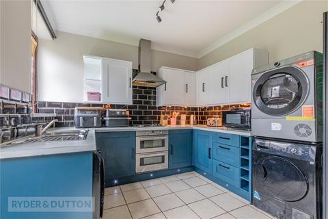 3 bedroom end of terrace house for sale, Bramble Avenue, Watersheddings, Oldham, OL4