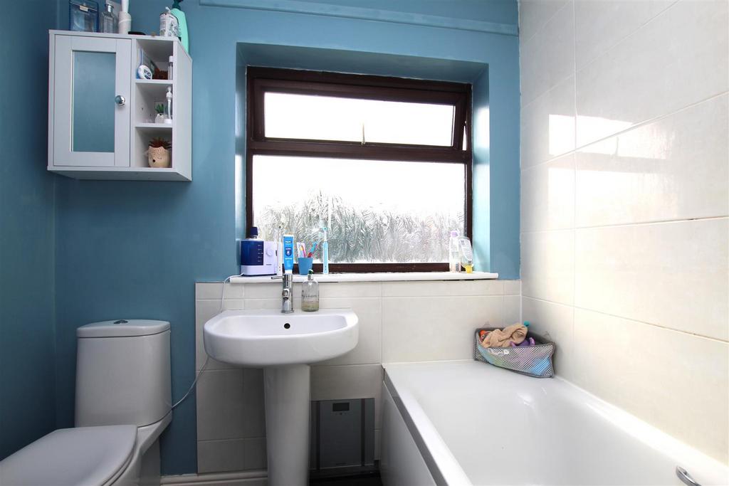 Bathroom.JPG