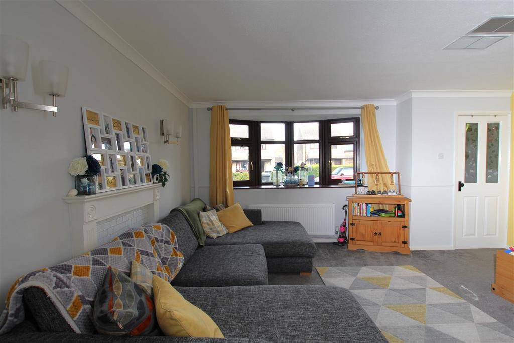 Living Room - b.JPG