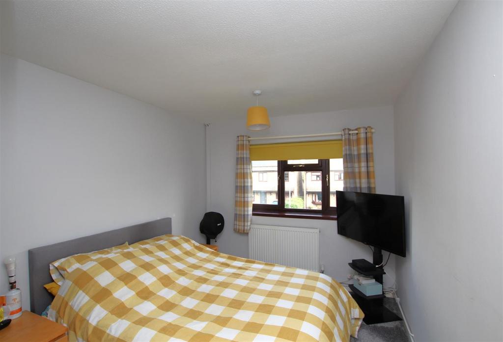 Bedroom One - b.JPG