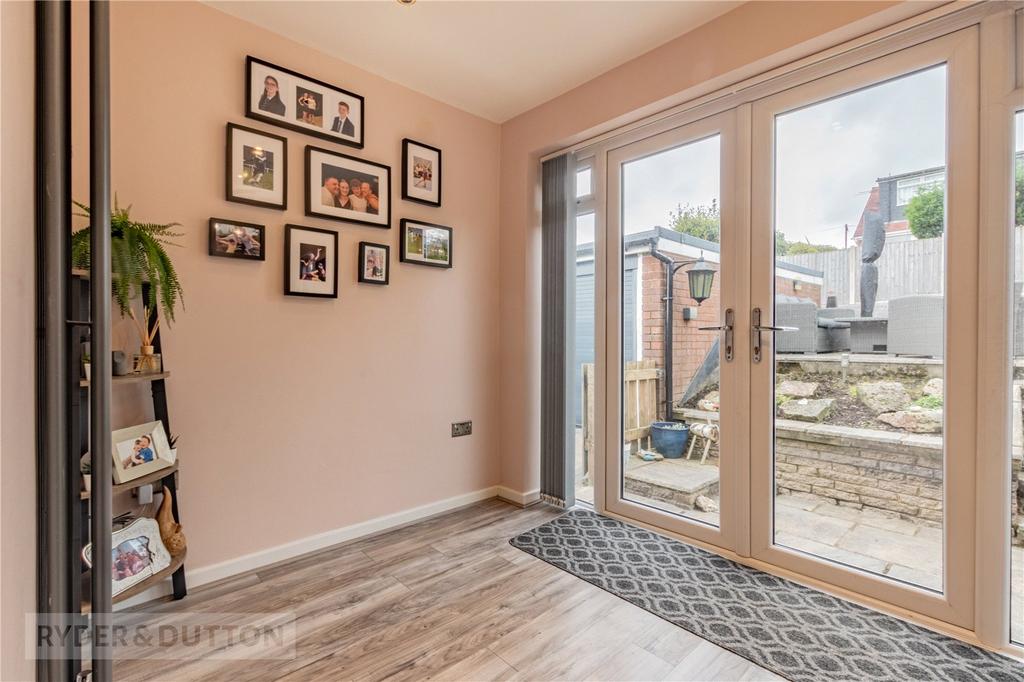 Kitchen/Dining