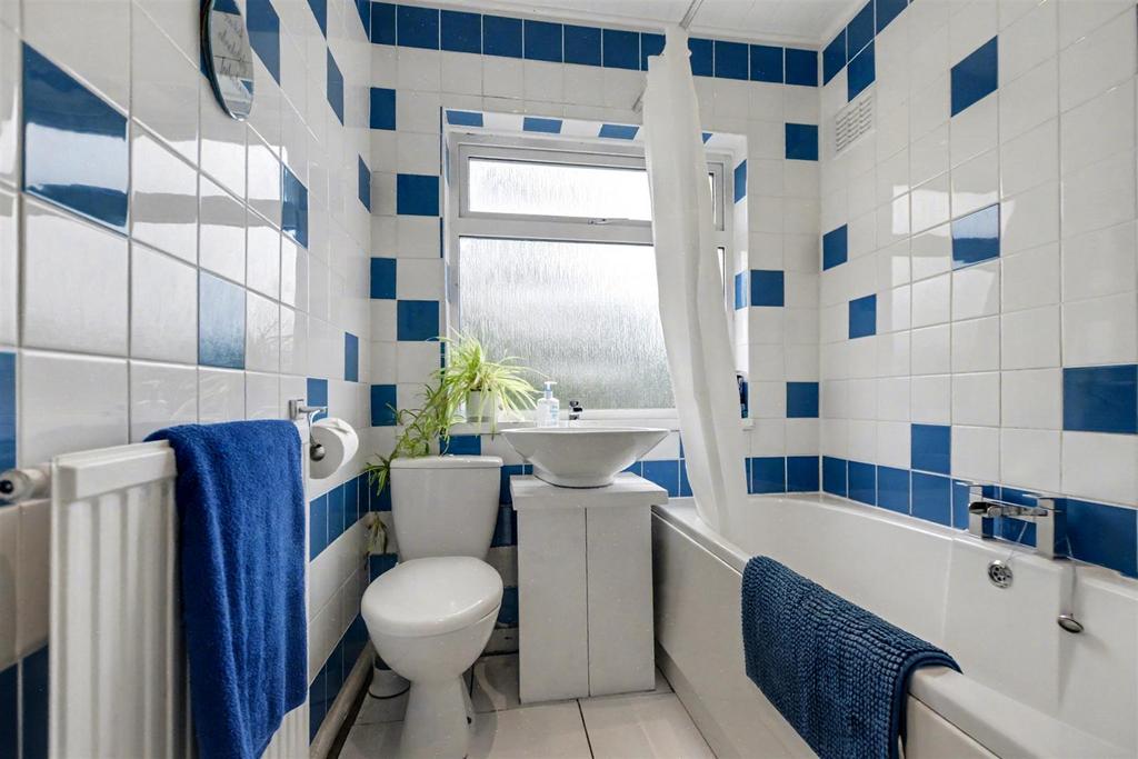 Bathroom.jpeg