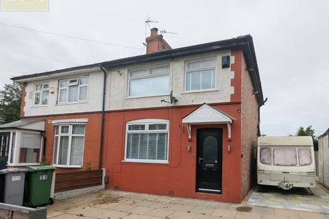 Ciss Lane, Urmston