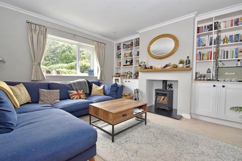 4 Goring Road, Woodcote, Reading, RG8 0QG