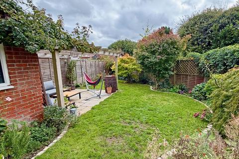 4 Goring Road, Woodcote, Reading, RG8 0QG