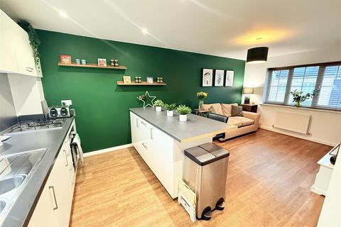 2 bedroom coach house for sale, Osprey Drive, Stowmarket IP14
