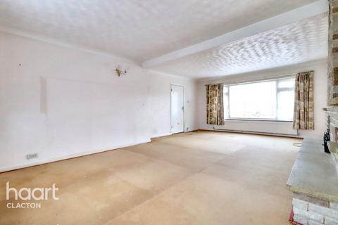 4 bedroom detached house for sale, Point Clear Road, Clacton-On-Sea