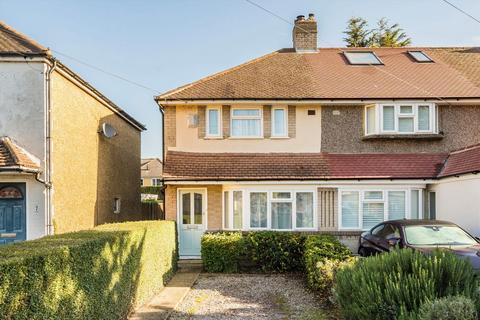 Swan Close, Feltham TW13