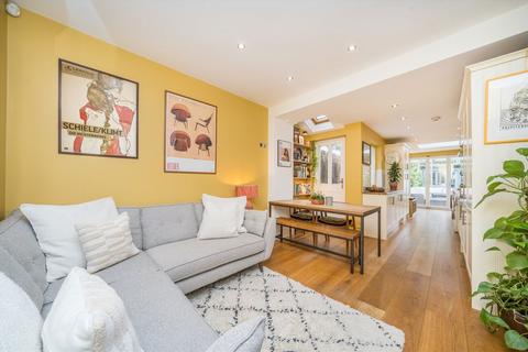 undefined, Newry Road, St Margarets TW1