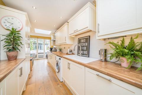 undefined, Newry Road, St Margarets TW1