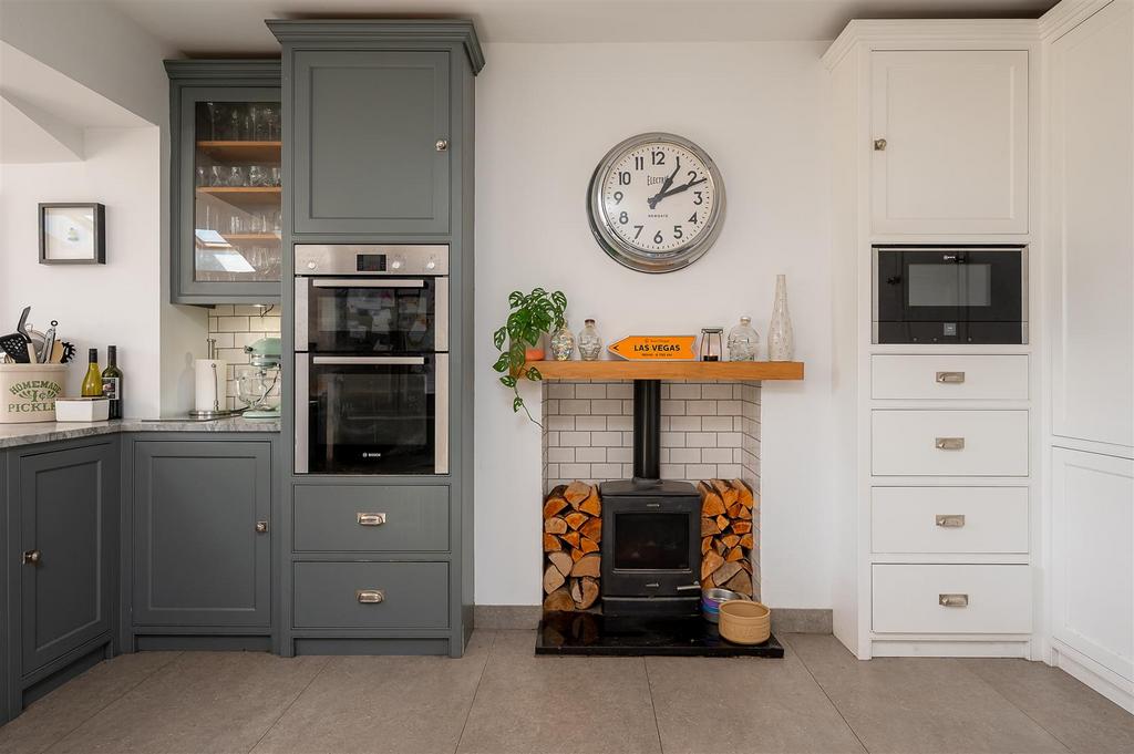 Kitchen 2