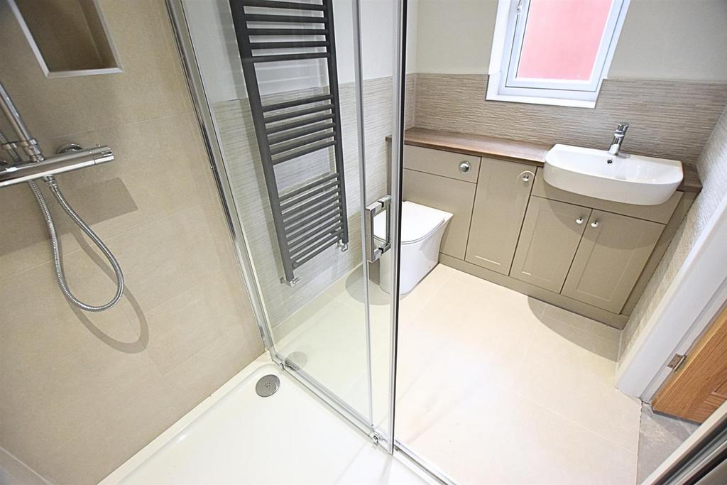 En suite shower room
