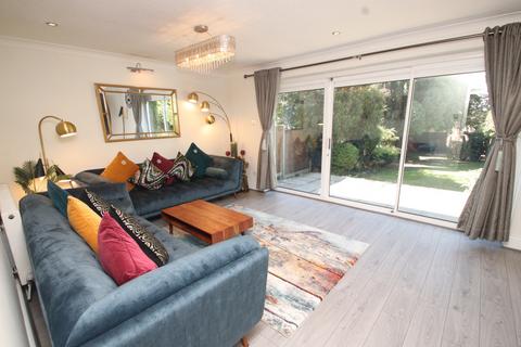 4 bedroom detached house for sale, Woodlands Road, Orpington, BR6