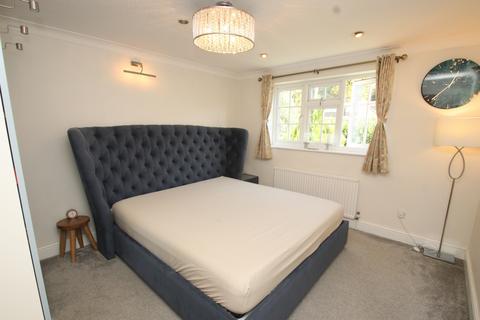 31 Woodlands Road, Orpington, BR6 6EB