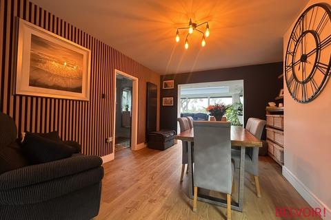 undefined, Brookside, Lowdham NG14