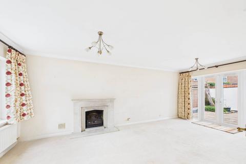 The Gables, Haddenham