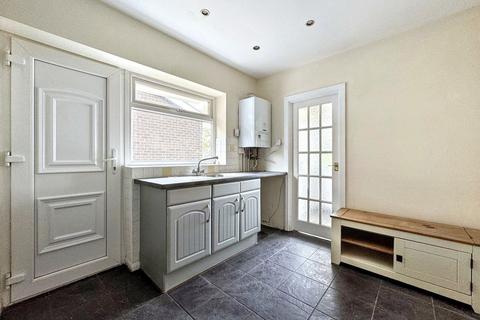 2 bedroom semi-detached bungalow for sale, Hedworth Lane, Jarrow, Tyne and Wear, NE32 4LH