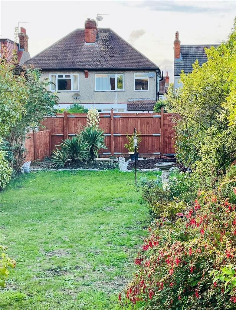 Garden c.jpg
